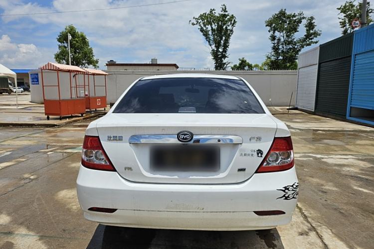 Used BYD F3 2012 Energy-Saving Edition 1.5L Manual Standard Model
