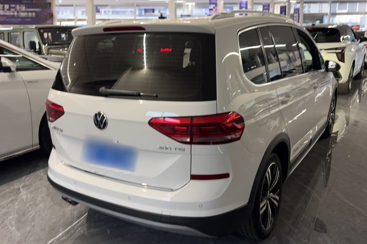Used Volkswagen Touran 2021 Volkswagen Touran L 280TSI DSG Boundary Edition 7-Seater
