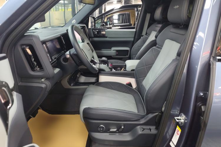 Used  Leopard 5 2023 Cloud Ride Flagship Edition