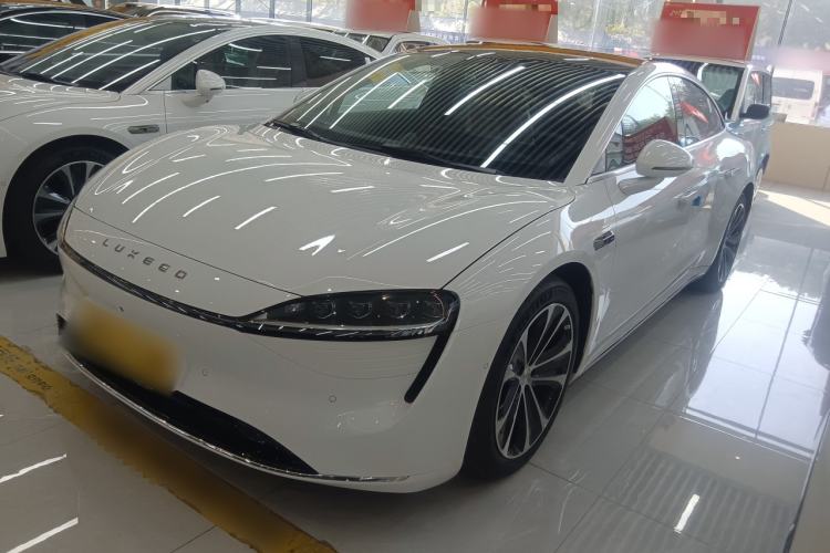 Used Hima Luxeed S7 2024 Pro Model
