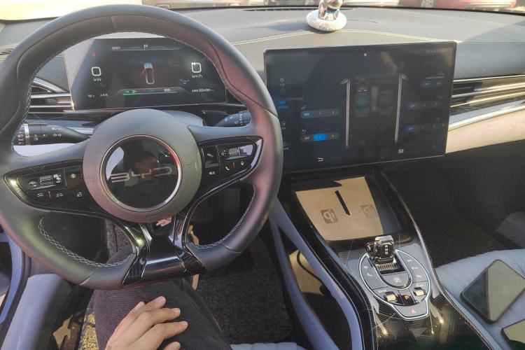 Used BYD Seal 2022 550 km Standard Range Rear-Wheel Drive Prestige Version