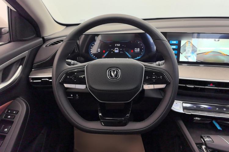 Used Changan Eado 2023 Changan Edition PLUS Blue Whale NE 1.4T GDI DCT Prestige Version
