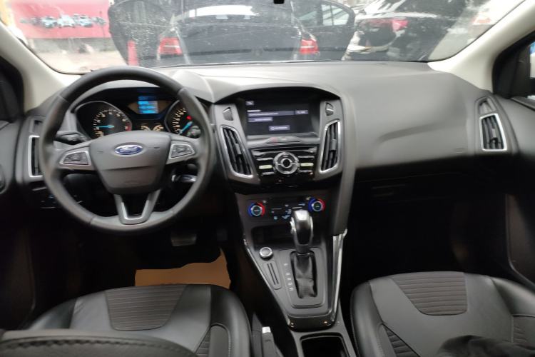 Used Ford Focus 2017 Sedan 1.6L Automatic Fashion Edition Smart Drive Version
