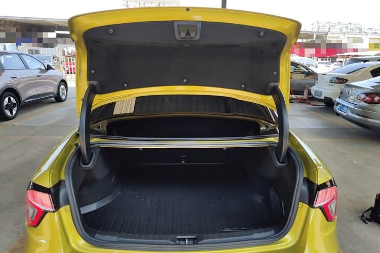 Used Lynk & Co 03 2021 03+ 2.0TD Automatic Wind-Chasing Edition
