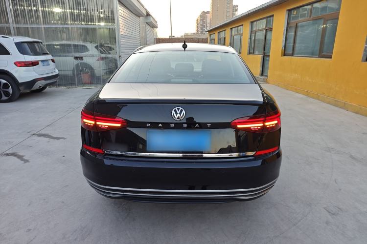 Used Volkswagen Passat 2020 330TSI Luxury Edition China VI