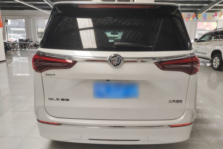 Used Buick GL8 2022 ES Landtrek 653T Comfort Edition