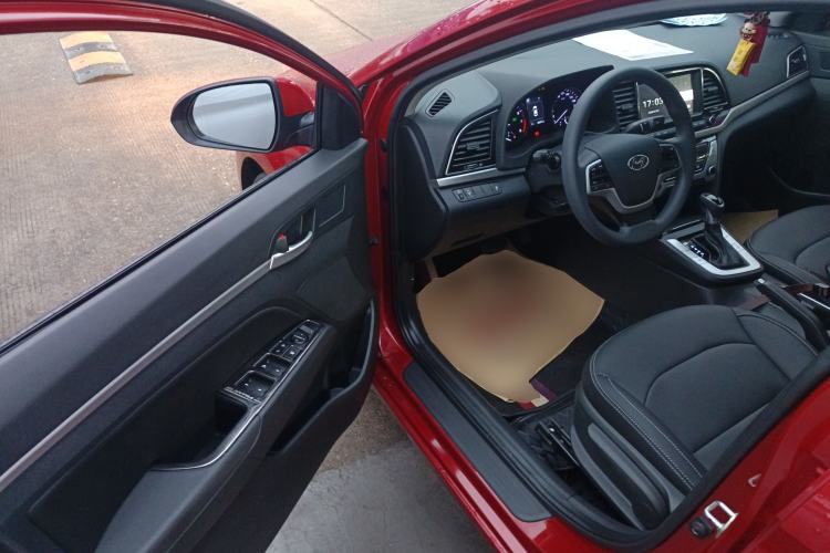 Used Hyundai Elantra 2016 1.6L Automatic ZhiXuan – Elite Version
