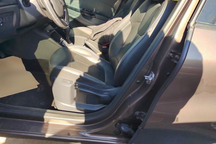 Used Renault Captur 2015 1.2T Automatic Luxury First Edition