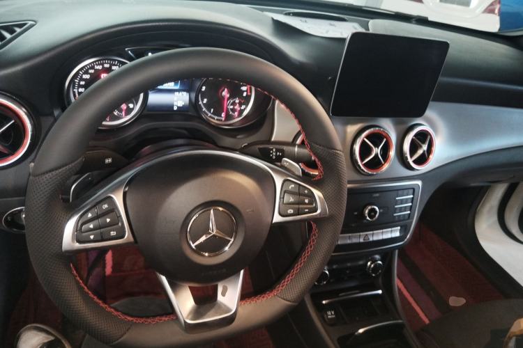 Used Mercedes-Benz CLA 2018 CLA 220 4MATIC
