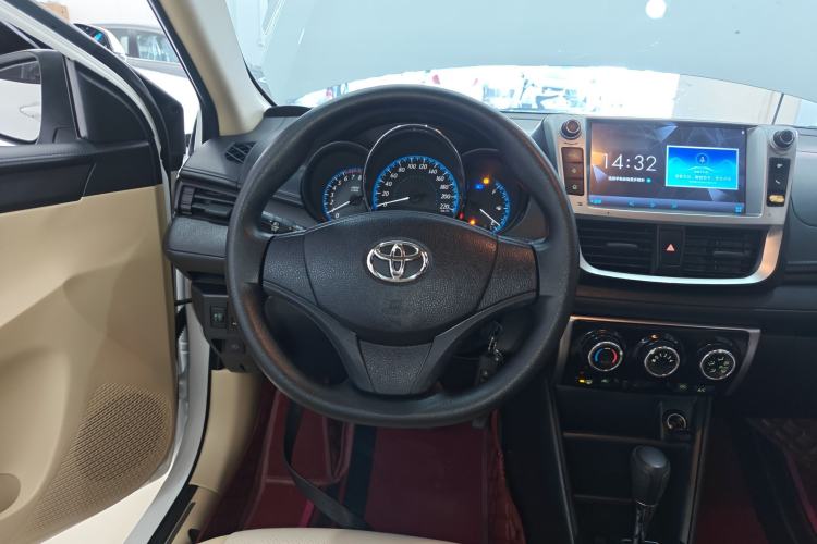 Used Toyota YARiS L 2019 1.5E CVT Dynamic Edition China VI compliant
