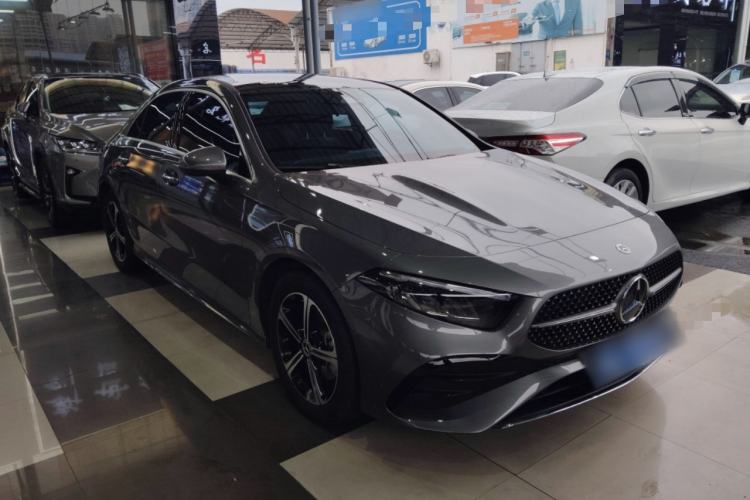 Used Mercedes-Benz A-Class 2025 A 200 L Fashion Model
