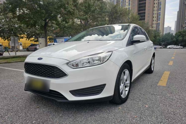 Used Ford Focus 2018 Hatchback Classic 1.6L Automatic Comfort Plus SmartDrive Edition
