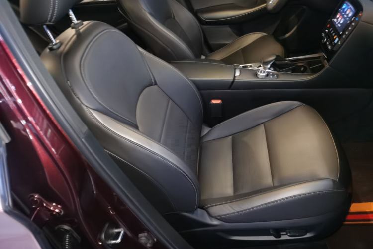 Used Infiniti QX50 2018 2.0T Two-Wheel Drive Fashion Edition