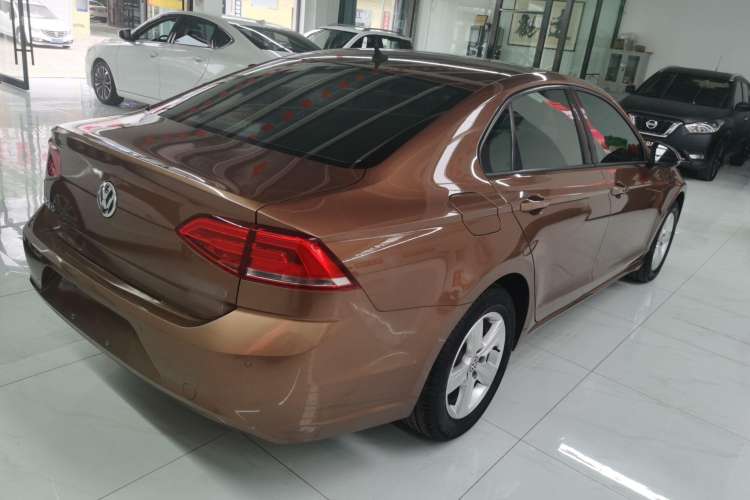 Used Volkswagen Lamando 2017 230TSI DSG Fashion Edition
