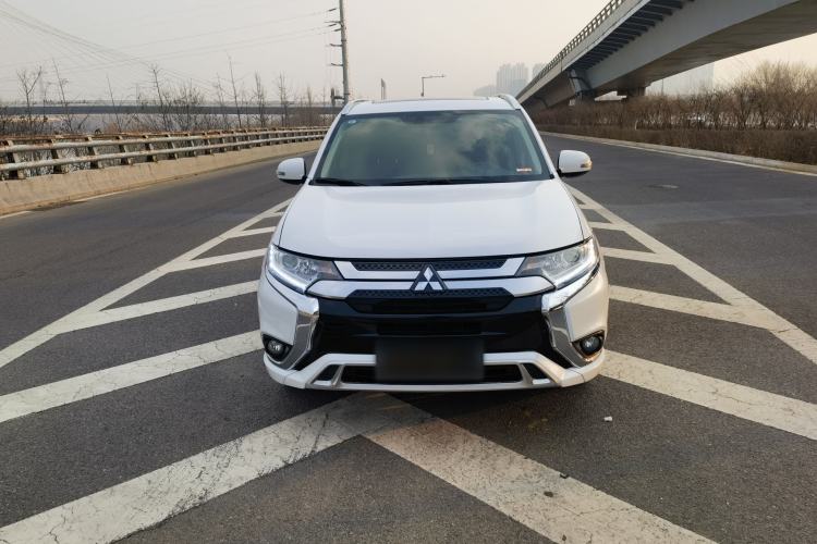 Used Mitsubishi Outlander 2021 Revised Version 2.0L Two-Wheel Drive Enjoyment Edition 5 Seats