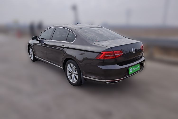 Used Volkswagen Magotan 2017 330TSI DSG Luxury Model
