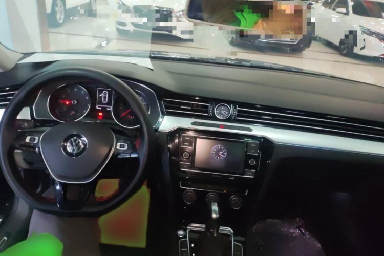 Used Volkswagen Magotan 2019 330TSI DSG Leading Model China VI Standard
