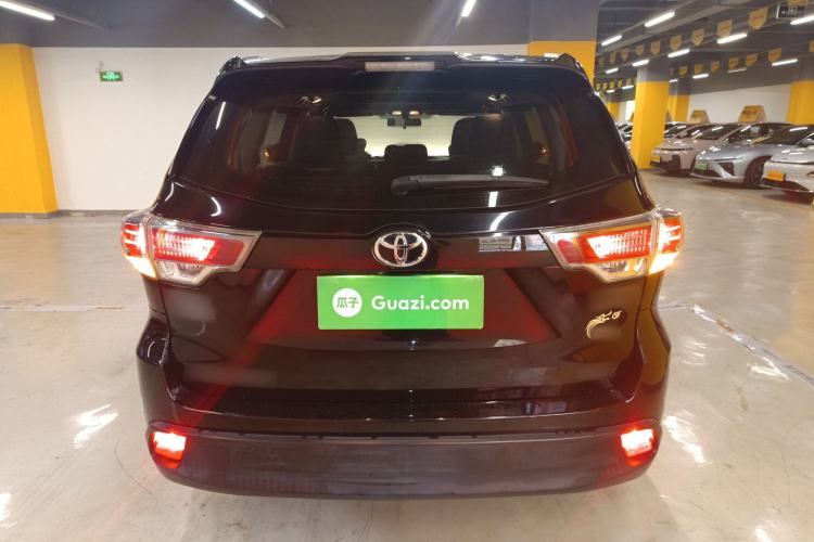 Used Toyota Highlander 2015 2.0T Two-Wheel Drive Luxury Edition 7 Seats