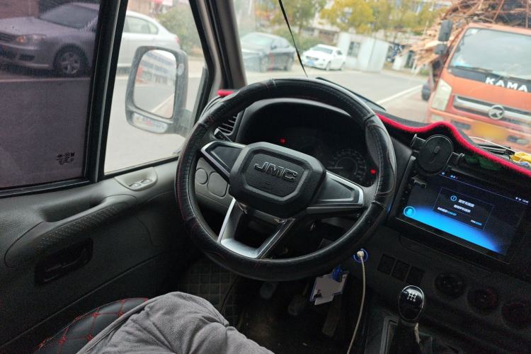 Used JMC Transit 2017 2.8T Commercial Version Long Wheelbase Mid-Roof 6/7/8-Seater JX493