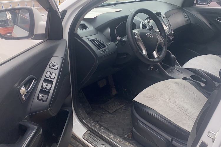 Used Hyundai ix35 2015 2.0L Automatic 2WD Comfort Edition China IV Standard
