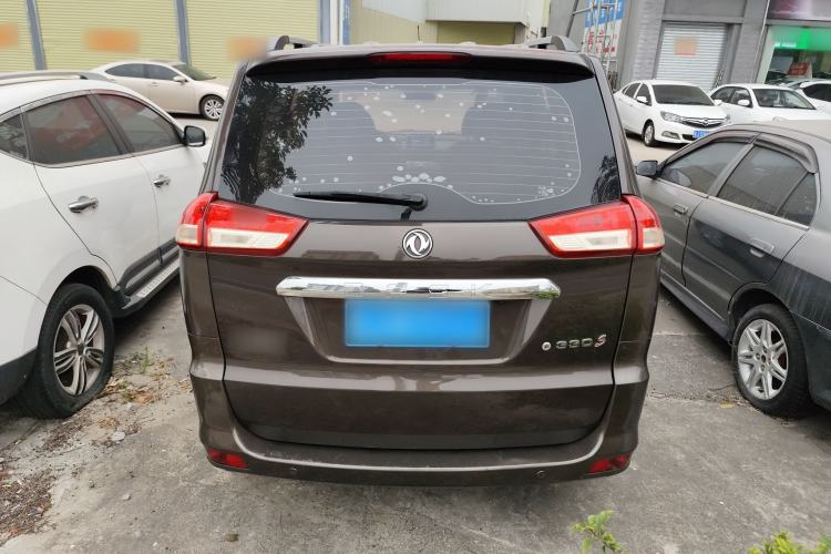 Used Dongfeng Fengon 330 2019 1.5L 330S Manual Comfort Version China VI Standard
