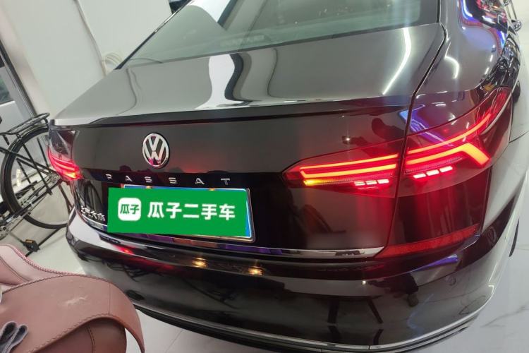 Used Volkswagen Passat 2019 330TSI Luxury Edition China VI Standard
