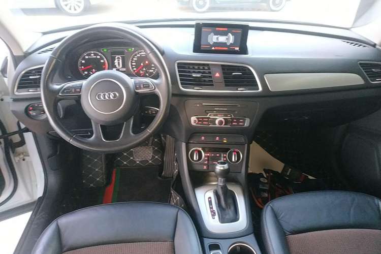 Used Audi Q3 2017 35 TFSI Fashion Model
