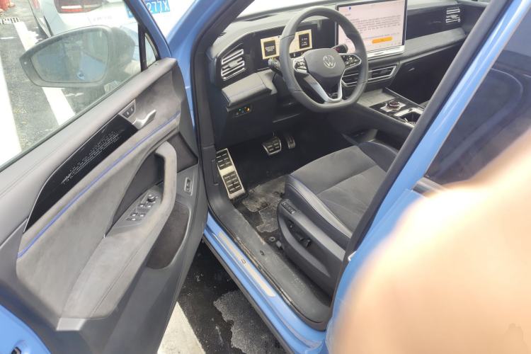 Used Volkswagen Tiguan L 2024 PRO 380TSI Four-Wheel Drive R-Line Prestige Edition