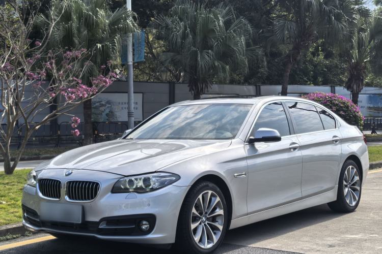 Used BMW 5 Series 2014 528Li Leading Model