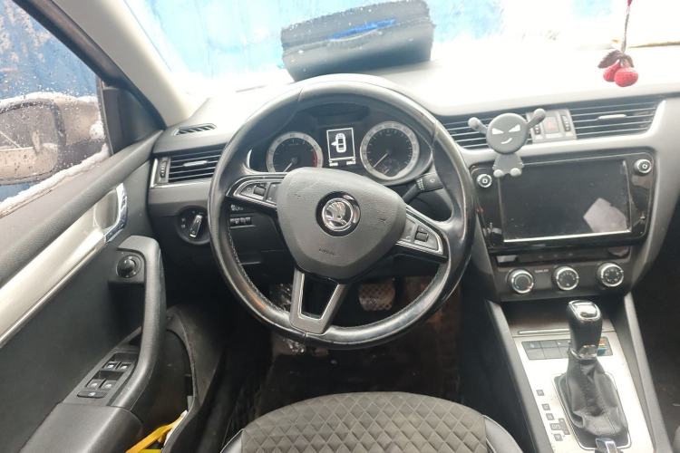 Used Skoda Octavia 2018 1.6L Automatic Luxury Edition
