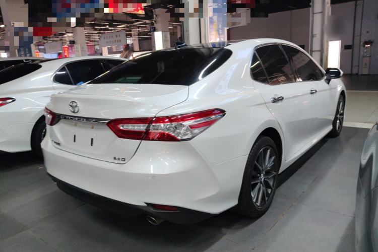 Used Toyota Camry 2021 2.5G Luxury Edition
