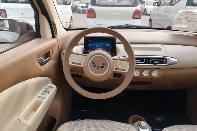 Used Wuling Hongguang MINIEV 2025 Four-Door Version Advanced Edition
