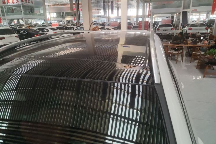 Used Mercedes-Benz GLC 2023 Facelift GLC 260 L 4MATIC Dynamic Version 5 Seats
