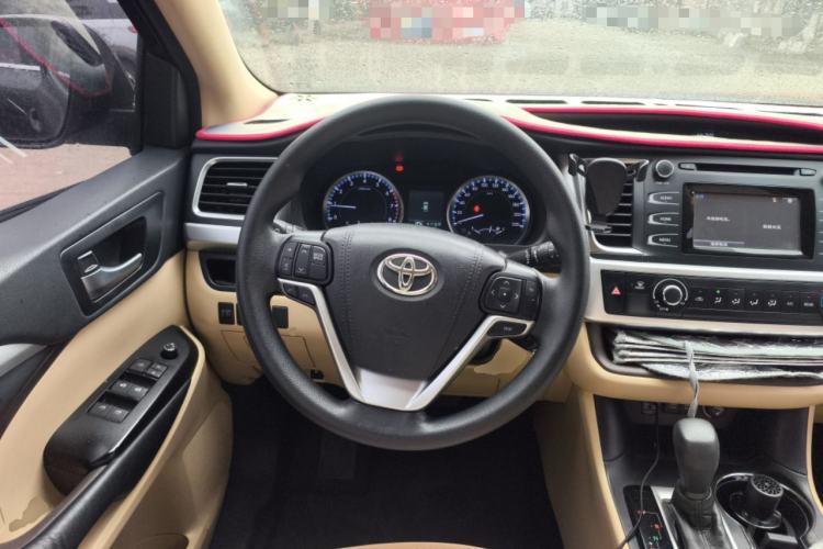 Used Toyota Highlander 2018 2.0T Two-Wheel Drive Elite Version 5 Seats China VI Standard