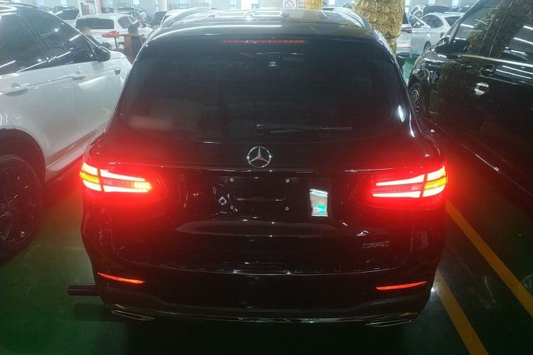 Used Mercedes-Benz GLC 2019 Facelift GLC 260 L 4MATIC Luxury Model
