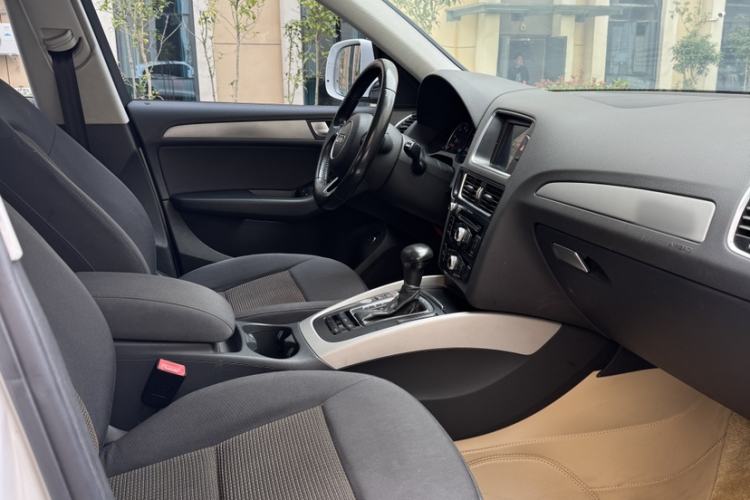 Used Audi Q5 2016 40 TFSI Ambition Edition
