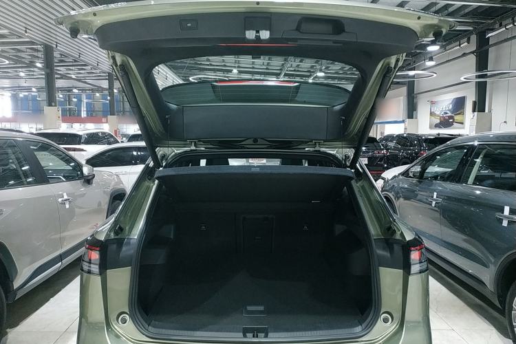 Used Volkswagen Tayron 2025 Tiguan L 380TSI 4Motion Luxury Easy Package