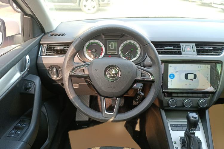 Used Skoda Octavia 2019 1.5L Automatic Luxury Edition
