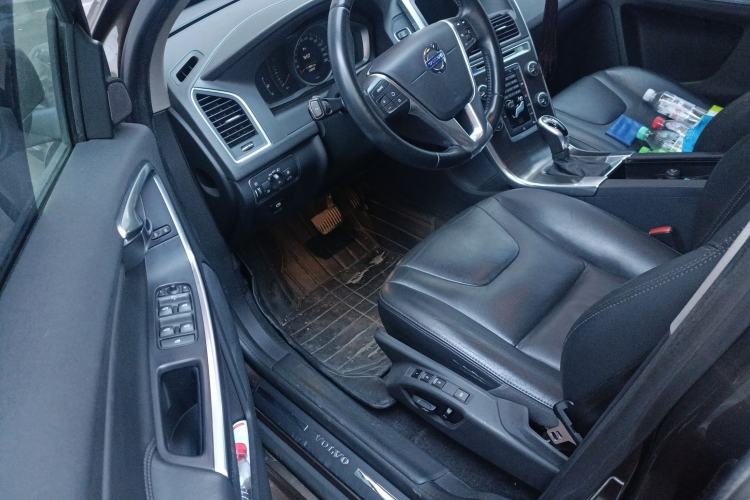 Used Volvo XC60 2014 Facelift T5 Zhiyi Edition
