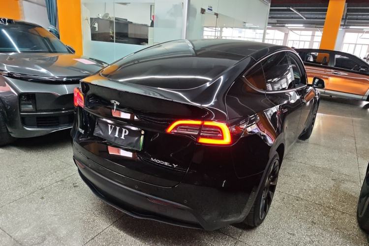 Used Tesla Model Y 2022 Rear-Wheel-Drive Version
