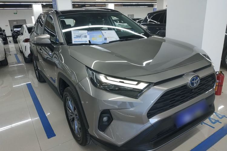 Used Toyota RAV4 2023 Dual-Engine 2.5L E-CVT Two-Wheel Drive Elite Plus Edition
