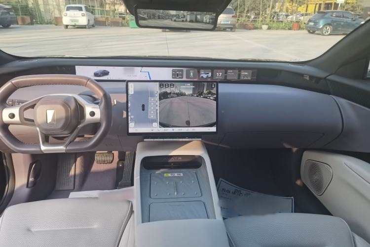 Used  12 2025 Ultra Extended-Range Edition