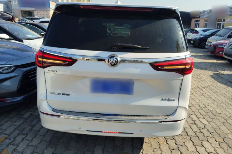 Used Buick GL8 2022 ES Landtrek 653T Comfort Edition
