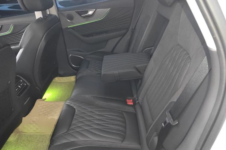 Used Hongqi HS5 2023 2.0T Qixiang Pro Edition
