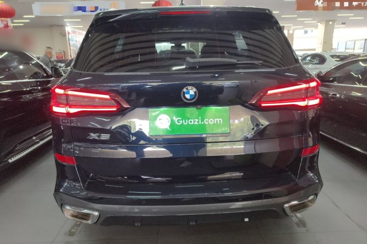 Used BMW X5 2022 Restyled xDrive 30Li Luxury Version M Sport Package
