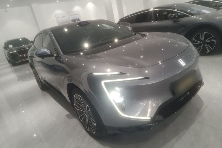 Used  07 2024 Max Extended-Range Edition
