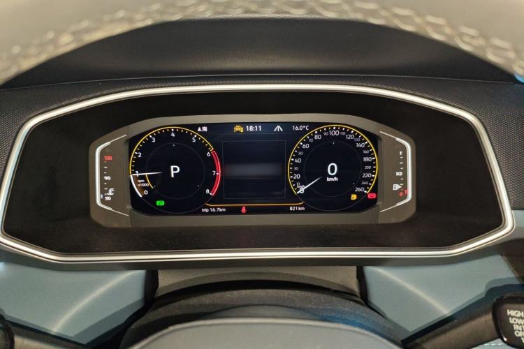 Used Volkswagen Tharu 2024 300TSI Two-Wheel-Drive Moon Luxury Edition
