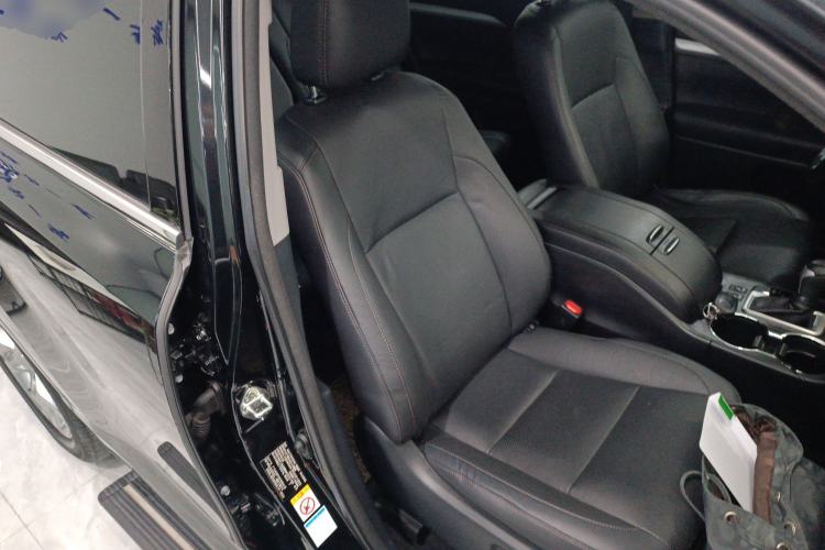 Used Toyota Highlander 2018 2.0T Four-Wheel Drive Luxury Version 7 Seats China VI Standard