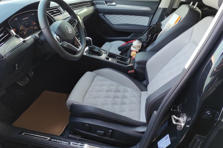 Used Volkswagen Magotan 2023 2 Million Units Limited Edition 330TSI DSG Leading Version