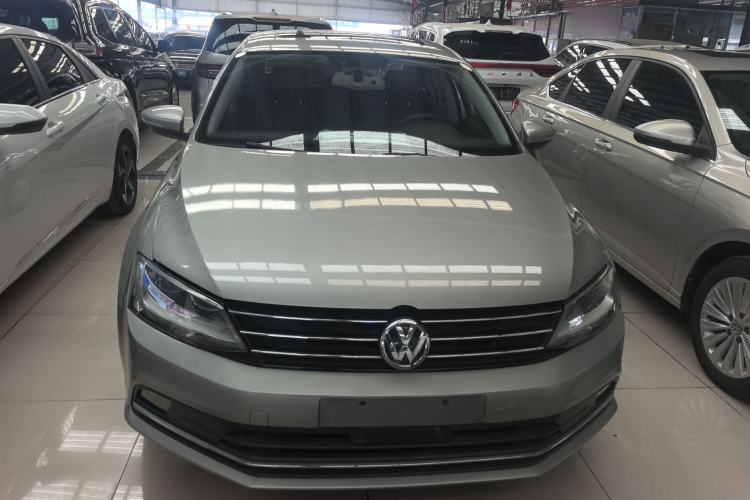 Used Volkswagen Sagitar 2015 230TSI Automatic Comfort Version